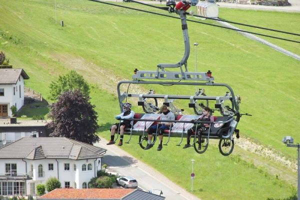 K1 stoeltjeslift Willingen voor mountainbikers